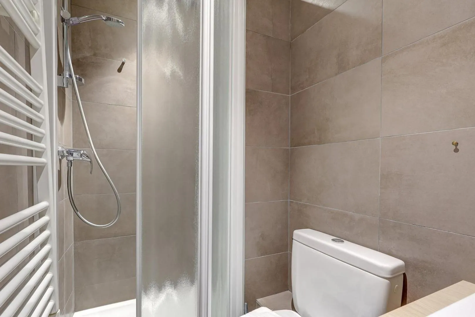 578 Suite Batiot - Superbe Appartement A Paris 0*,  France